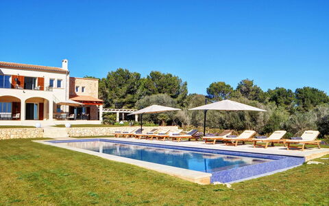 Can Mako: Schwimmbad, Gartenmöbel, Resort, Villa