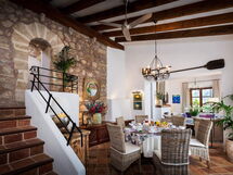 Villa Carlos