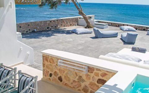 Maison Nira: Blau, Resort, Gartenmöbel, Meer, Schwimmbad, Schatten, Design, Tropen, Sonnenliege, Villa