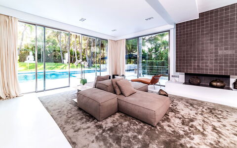 Villa Sound: Flooring, Interior Design, Fussboden, Möbel, Couch, Wohnung, Decke, Wohnzimmer, Zuhause, Die Architektur