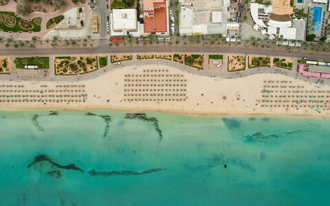 Casa Naomi: Gewässer, Wasser, Strand, Küste, Meer, Küsten Und Ozeanische Forms, Horizont, Ufer, Ozean, Urlaub