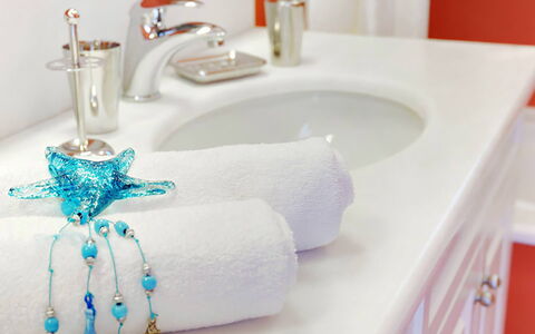 Villa Azzurra: Armatur, Zapfhahn, Handtuch, Badezimmer, Installation, Sinken, Linens