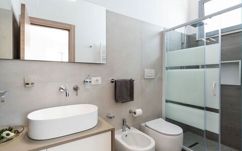 Il Palmeto: Badezimmer, Armatur, Interior Design, Flooring, Sinken, Wand, Bad Sink, Fussboden, Toilette, Zapfhahn