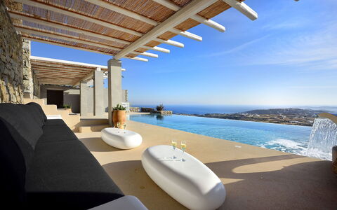 Villa Ivory: Schwimmbad, Resort, Villa, Schatten, Hotel, Penthouse, Gartenmöbel, Eco Hotel, Villa, Balkon