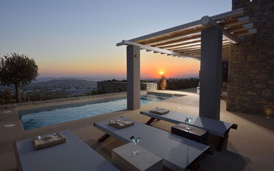 Villa Blue Moon