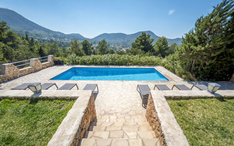 Villa Sharon: Schwimmbad, Flagstone, Schatten, Landscaping, Fliese, Resort, Eco Hotel, Hinterhof