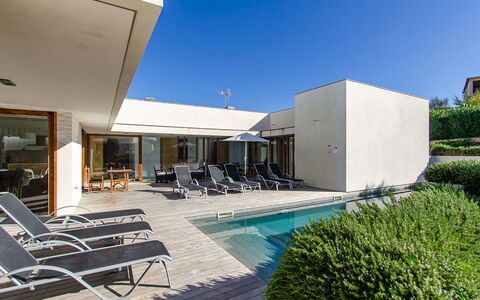 Villa Esplendida: Schwimmbad, Wohngebiet, Zuhause, Die Architektur, Verbundwerkstoff, Estate, Resort, Wohnung, Landscaping, Garten