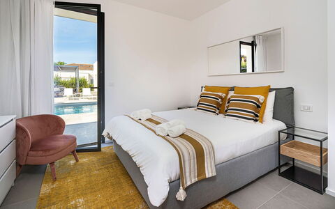 Villa la Isla: Wohnung, Resort, Hotel, Holzbeize, Balkon, Bett, Schlafzimmer