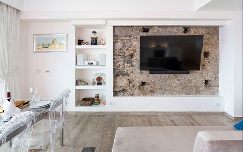 Casa Light Blu: Wand, Interior Design, Flooring, Holz, Möbel, Fussboden, Decke, Wohnzimmer, Beleuchtung, Wohnung