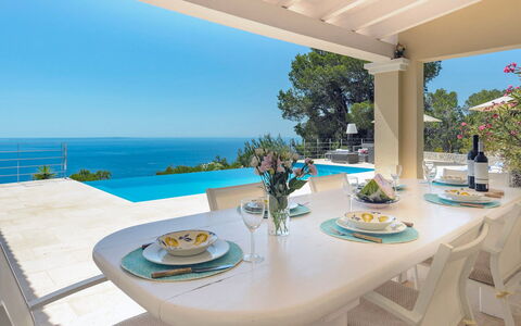 Villa Beleza: Möbel, Stuhl, Tabelle, Resort, Meer, Küche & Esszimmer Tisch, Eco Hotel, Schatten, Küste, Ozean