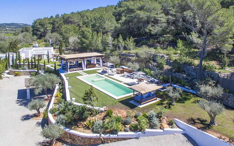 Villa Blueberry: Resort, Schwimmbad, Estate, Eco Hotel, Freizeit, Landscaping, Villa, Urlaub, Hazienda, Villa