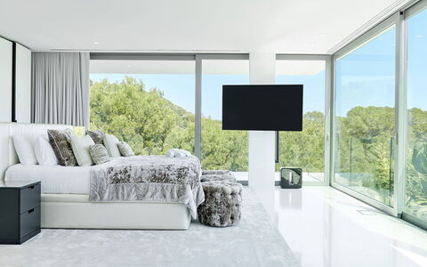 Villa Splendente: Möbel, Interior Design, Bett, Schlafzimmer, Fussboden, Flooring, Decke, Zuhause, Wohnzimmer, Zimmer