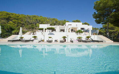 Villa Alessia: Resort, Meer, Küste, Schwimmbad, Tropen, Eco Hotel, Estate, Ferienort, Strandresort