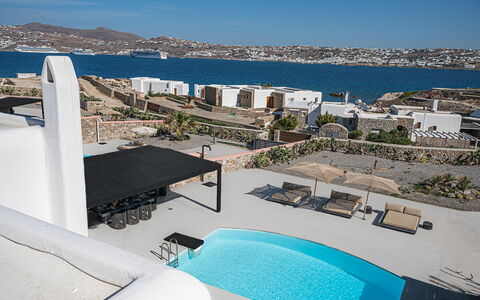 Villa Targer: Meer, Küste, Ozean, Schatten, Balkon, Villa, Ferienort, Strand, Hotel, Bucht