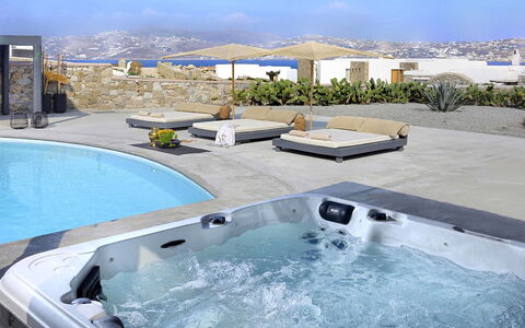 Villa Targer: Schwimmbad, Resort, Gartenmöbel, Schatten, Hotel, Jacuzzi, Eco Hotel, Ferienort, Villa