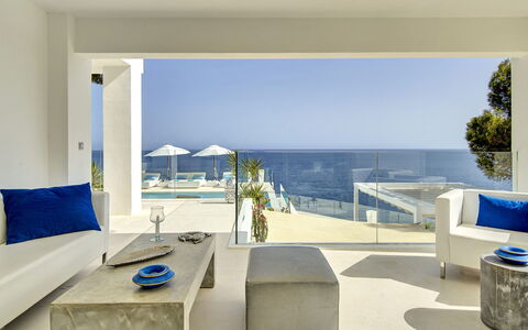 Villa Turchese: Möbel, Wohnung, Fussboden, Stuhl, Resort, Hotel, Wohnzimmer, Couch, Villa