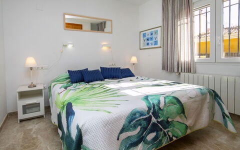 Bonalba Golf, Urb. Los Naranjos: Möbel, Bett, Interior Design, Schlafzimmer, Bettdecke, Bedding, Fussboden, Flooring, Holz, Zimmer