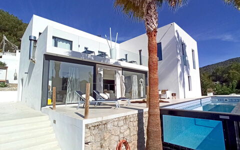 Villa Seahorse: Schwimmbad, Zuhause, Resort, Estate, Villa, Hotel, Balkon, Eco Hotel, Villa