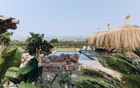 Villa Horses: Resort, Eco Hotel, Schwimmbad, Hazienda, Villa