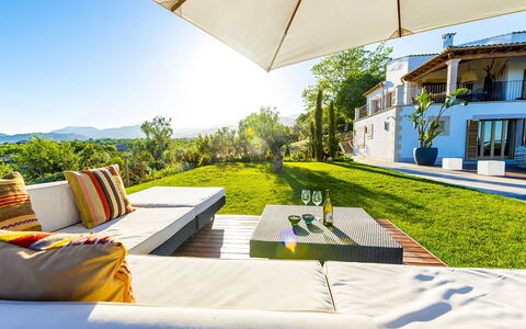 Villa Sofia: Blau, Möbel, Resort, Stuhl, Gartenmöbel, Eco Hotel, Schatten, Schwimmbad, Estate, Landscaping