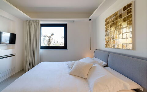 Villa Zafferano: Interior Design, Bett, Möbel, Schlafzimmer, Wand, Flooring, Fussboden, Holz, Decke, Zimmer