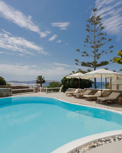 Villa Athella: Schwimmbad, Resort, Gartenmöbel, Meer, Eco Hotel, Ozean, Regenschirm, Tropen, Küste, Hotel