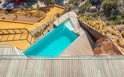 Villa Mirante: Schwimmbad, Resort, Verbundwerkstoff, Eco Hotel, Villa, Treppe, Hotel, Ferienort, Gartenmöbel, Deck