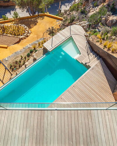 Villa Mirante: Schwimmbad, Resort, Verbundwerkstoff, Eco Hotel, Villa, Treppe, Hotel, Ferienort, Gartenmöbel, Deck