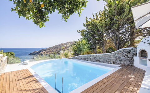 Villa Tiche: Blau, Wasser, Schwimmbad, Resort, Gartenmöbel, Eco Hotel, Verbundwerkstoff, Freizeit, Tropen, Meer