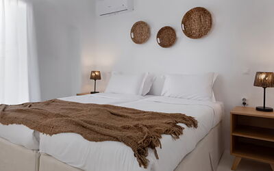 Mykonos Pool House 2