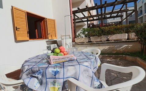 Cecilia: Möbel, Stuhl, Gartenmöbel, Balkon, Schatten, Tisch Im Freien, Garten, Zimmerpflanze, Veranda, Küche & Esszimmer Tisch