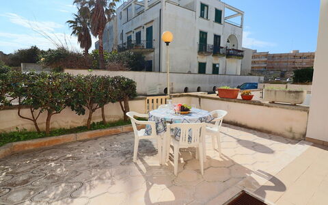 Cecilia: Wohnung, Eigentumswohnung, Balkon, Zimmerpflanze