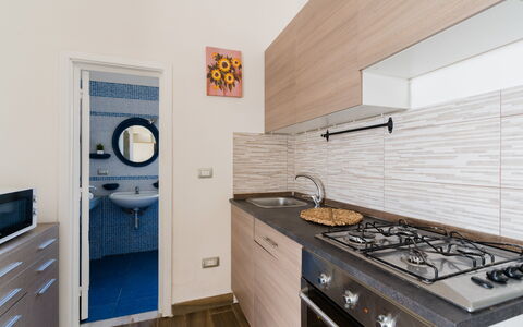 Azzurra: Holz, Flooring, Interior Design, Fussboden, Countertop, Zimmer, Zuhause, Küche, Möbel, Major Appliance