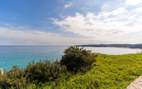 Azzurra: Himmel, Blau, Wasser, Wasservorräte, Horizont, Grün, Gewässer, Küste, Natürliche Landschaft, Küsten Und Ozeanische Forms