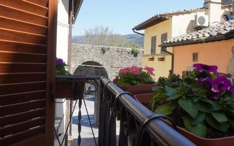 Terrazzino Margherita: Blumentopf, Balkon, Tür, Eisen, Zimmerpflanze, Geländer, Holzbeize, Baluster, Home Door