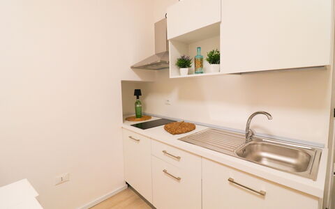 Penelope'S House Centro Storico: Interior Design, Küche, Countertop, Holz, Flooring, Küchengerät, Cabinetry, Fussboden, Major Appliance, Zimmer
