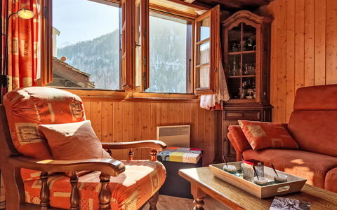 Le Moulin 74: Holz, Interior Design, Möbel, Braun, Zimmer, Holzbeize, Zuhause, Hartholz, Wohnzimmer, Decke