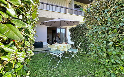 Les Dunes: Strauch, Ground, Garten, Schatten, Hecke, Rasen, Garten, Hinterhof, Landscaping, Gartenmöbel