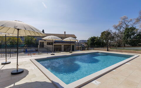 Tone i Maria: Wohnung, Resort, Balkon, Hotel, Schwimmbad, Ferienort, Strand