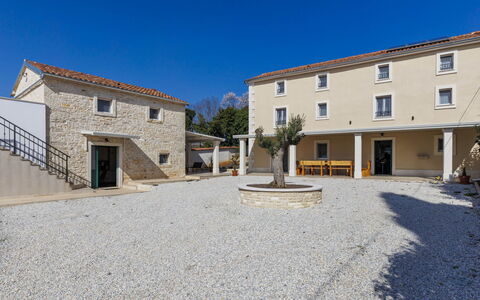 Tone i Maria: Wohnung, Resort, Balkon, Hotel, Schwimmbad, Ferienort, Strand