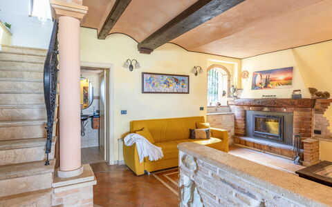 Casale Dolcemare: Möbel, Interior Design, Zuhause, Couch, Zimmer, Fussboden, Wohnzimmer, Decke