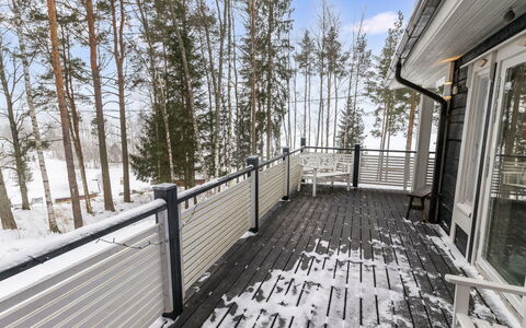 Villa Kökköharju: Holz, Winter, Deck, Geländer, Schnee, Einfrieren, Balkon, Zaun, Hartholz, Veranda