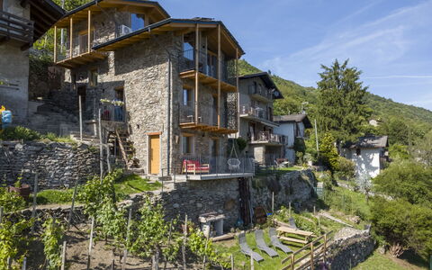 Valtellina 645: Haus, Zuhause, Hütte, Ländliches Gebiet, Dorf, Steigung, Bergdorf, Balkon, Estate, Villa
