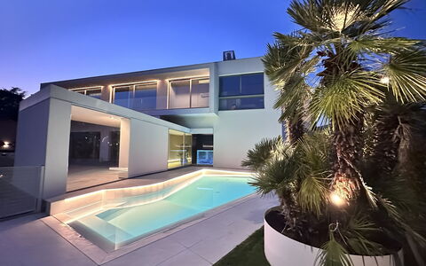 Villa Bilor Luxe: Die Architektur, Verbundwerkstoff, Schwimmbad, Villa, Estate, Villa, Hotel, Eco Hotel, Schatten, Design