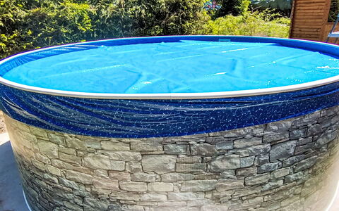 U Potůčku: Blau, Verbundwerkstoff, Schwimmbad, Water Feature