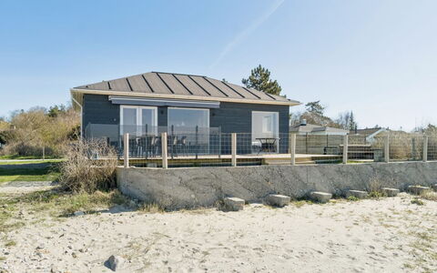Eleni - 3M from the Sea: Blau, Hütte, Haus, Zuhause, Bauernhaus, Estate, Abstellgleis
