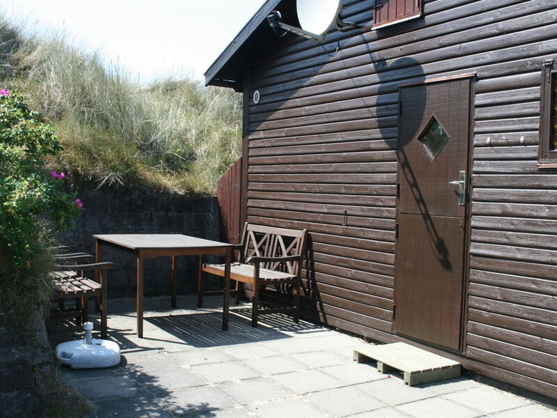 Rohan - 800M from the Sea