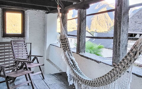 Casa Sambuco: Gebirge, Senke, Alpen, Grat, Gipfel, Hauptquartier