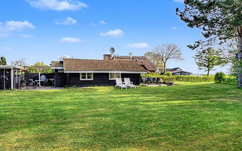 Kato - 125M from the Sea: Dach, Haus, Zuhause, Hütte, Abstellgleis, Estate, Auffahrt, Gartenbauten, Garten, Schuppen