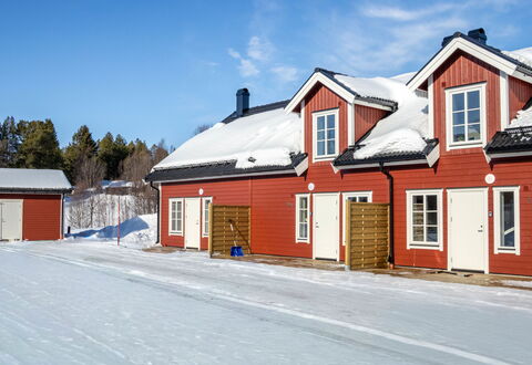 Svanhågna Gård: Holz, Hütte, Zuhause, Haus, Dach, Abstellgleis, Winter, Schnee, Einfrieren, Steigung